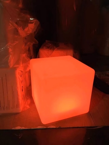 Светильник Куб 80 питание от сети 220В, RGB